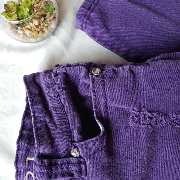 Rue21 Distressed Eggplant Colored Skinny Jeans - Picture 6 of 7